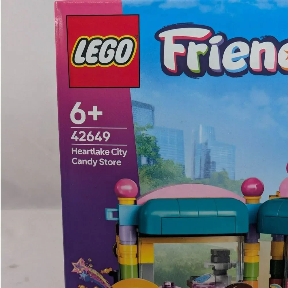 LEGO Friends 42649 Heartlake City Candy Store Building Set 376 Pcs Sealed